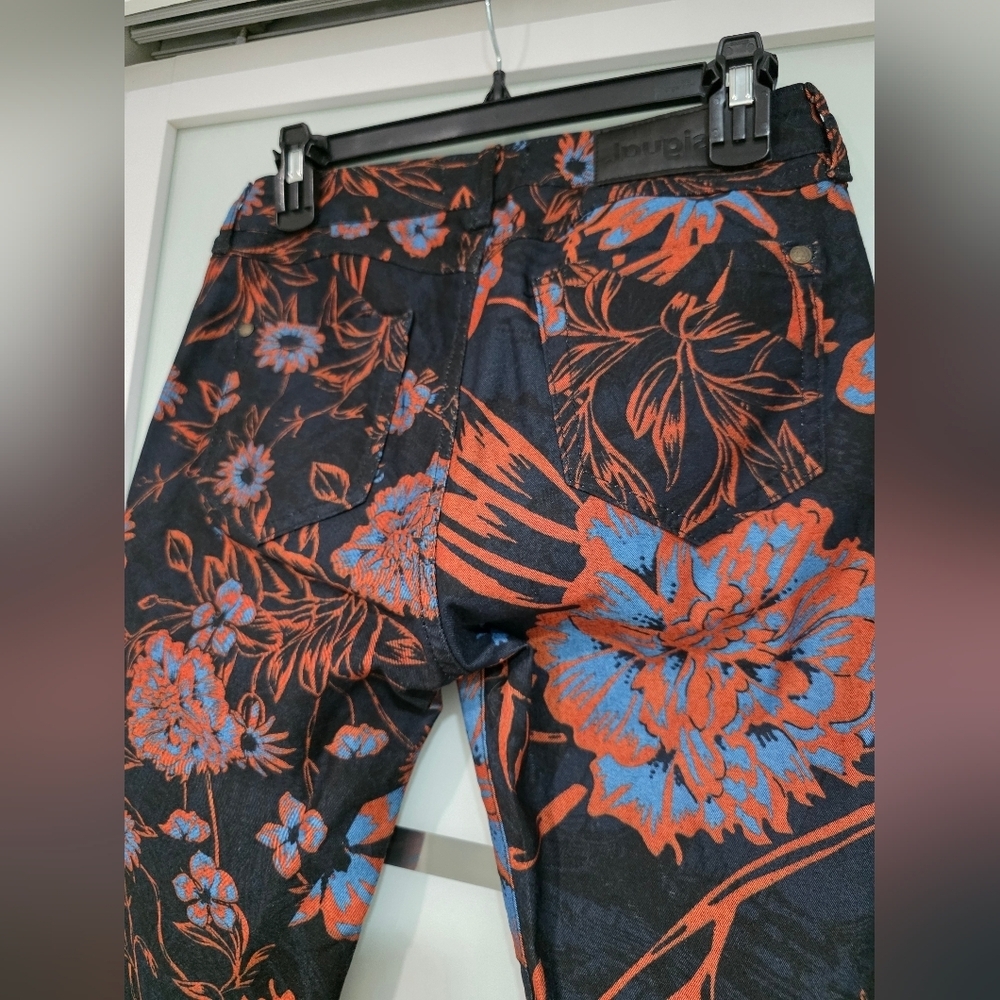 Desigual “Beflower” Floral Cropped Skinny Pants Size 38 (US 4) Stretch - Picture 12 of 15
